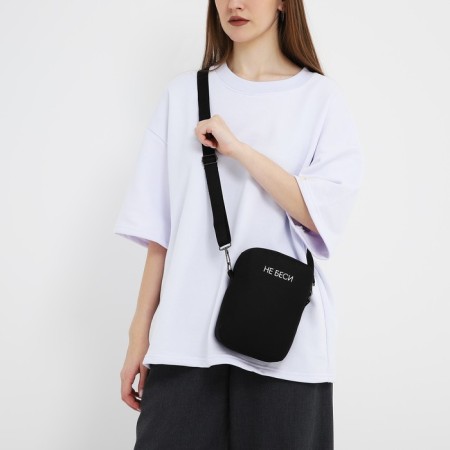 Youth bag with zipper, black color-1