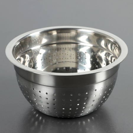 Stainless steel colander, d = 18 cm, without handles