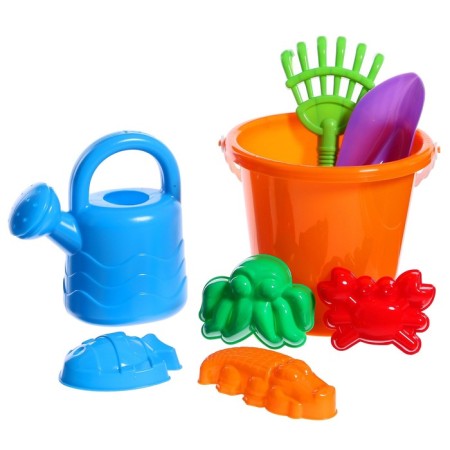 Set for playing in sand No. 32: Big bucket, scoop, rake, 4 molds, watering can-4