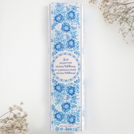 A teaspoon spoon with an engraving “Beloved Mom”, in a gift box, 3 x 14 cm.-2