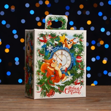 Gift box "Squirrels and arrows", 15.5 x 7 x 18.5 cm