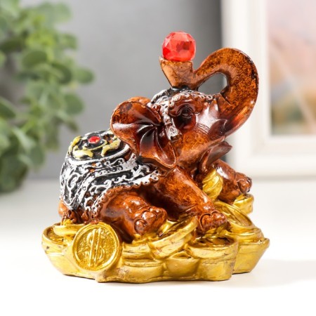 Polystone souvenir "Elephant with ruby ​​on coins" 8x6.5x8.5 cm