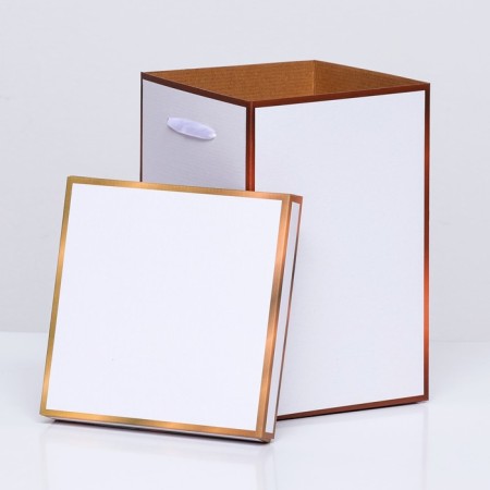 The box is folding, gold, 17 x 25 cm-4