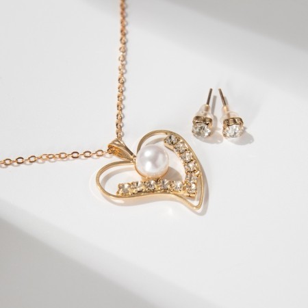 Set 2 objects: earrings, pendom! "Weightlessness", heart, white color in gold, 45cm