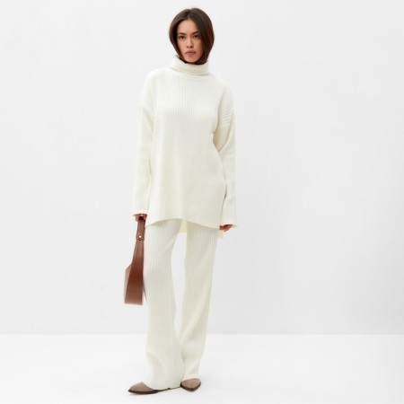 Women's costume mist (sweater and trousers), milk, p. S (40-42)