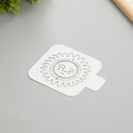 Plastic stencil "Sun" 9x9 cm-1