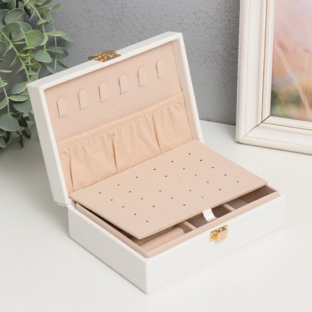 Casket to the leatherette for jewelry "Matte surface. Rectangular" white 16x11.5x5.5 cm-3