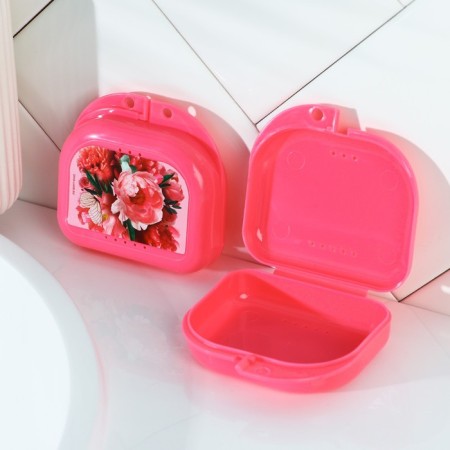 Container for prostheses "Femininity", 8 x 7.5 cm-2