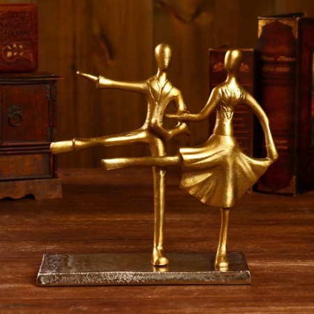 Souvenir "Dancers" 25.4x10.2x27.3 cm