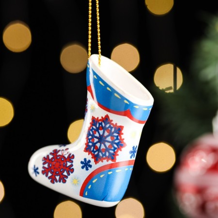 Christmas tree toy "Valenok", 6cm, ceramics-1