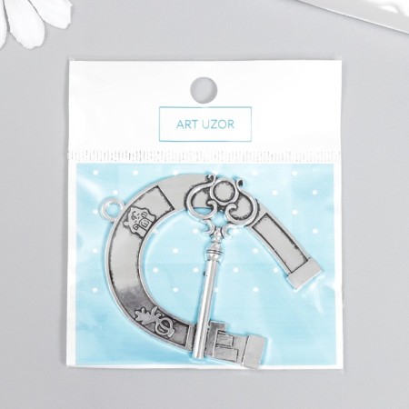 Decor for creativity Metal "Snowstock with a key" silver 6.2x5.1 cm-2
