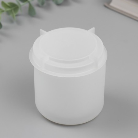Mold Silicon "Casket. Smoothness" with a lid of 7.8x7.8x7.4 cm