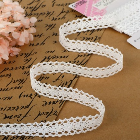Knitted lace, 15 mm × 2.7 ± 0.5 m, white color