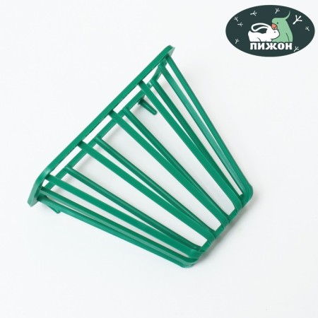 Hay feeder, plastic, 9.5 x 7.5 x 5cm, emerald