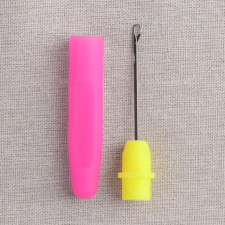 Needle for raising loops, with a cap, 14 cm, d = 0.8 mm, pink/yellow color-2