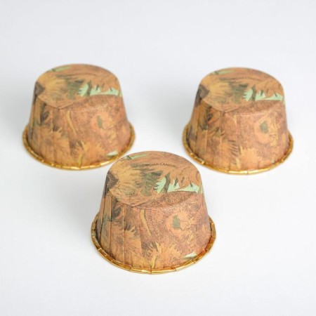 Form for baking cupcakes and cupcakes, confectionery packaging, Sunflowers, 7 x 4 x 5 cm-1