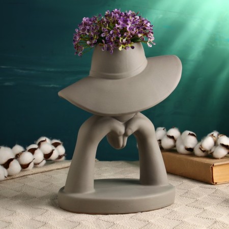 Kashpo "Lady in the Hat" gray, 28x23cm