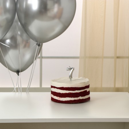 Set of candle in cake + 5 balls, number 7, silver-1