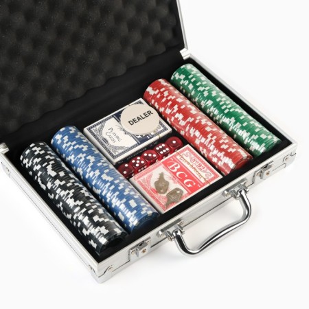 Poker in a metal case (2 decks of cards, chips 200 pcs b/nominal, 5 cubes), 20.5 x 29 cm-1