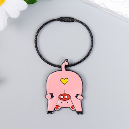 Browler Metal on the cable "Piglet, heart on the pope" Emal 5.1x3.5 cm-1