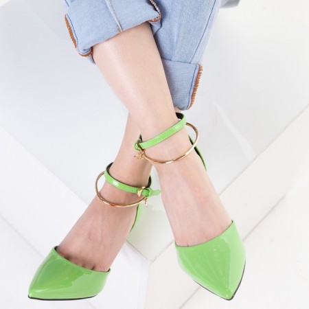 Women's shoes, light green color, size 36