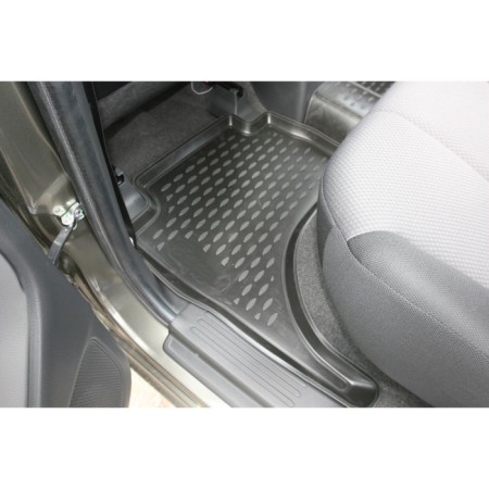 3D mats in the Mitsubishi L200 salon, 2015-2016, budget equipment, 4 pcs. (polyurethane)-4