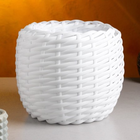 Decorative pitch "Shar", 19.5x18.5 cm, 3 l, white