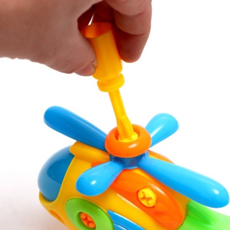The designer of the screw "helicopter", with a screwdriver, 18 details, mix-6