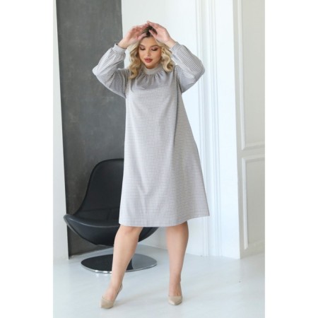 Women's dress, size 52-8
