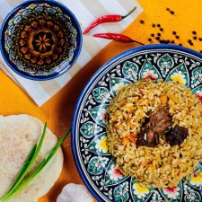 Uzbek pilaf with meat, 325g, canned