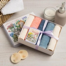 A set of terry napkins 