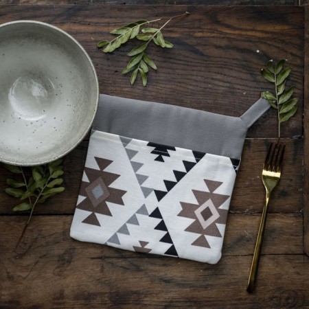 Selta Take, size 20x20 cm, color gray color