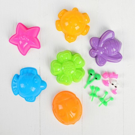 Cosmic sand yellow in a box, 1 kg + sandbox: 60 × 46 cm + molds-1