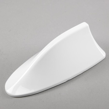 Antenna-dressing room, white