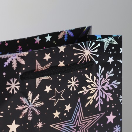 The holographic vertical package “Magic New Year”, S 12 x 15 x 5.5 cm, New Year-2