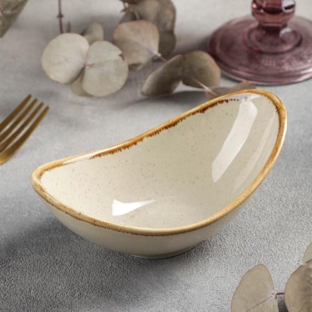 Ceramic sapphire salad, 14.5 × 8 × 6 cm, beige color