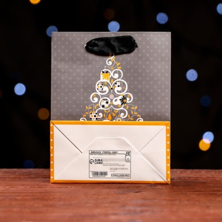 Laminated "Flower Christmas tree" 11.5 x 14.5 x 6 cm-1
