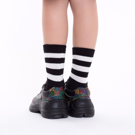 Golphs children, black color with white stripes, size 18-20-3
