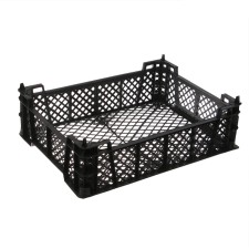 The box is universal, plastic, 40 × 30 × 13 cm, black, markup