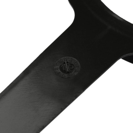 The chimney element Stout SCA-8610-088001, which centers for flexible pipes in the mine-2