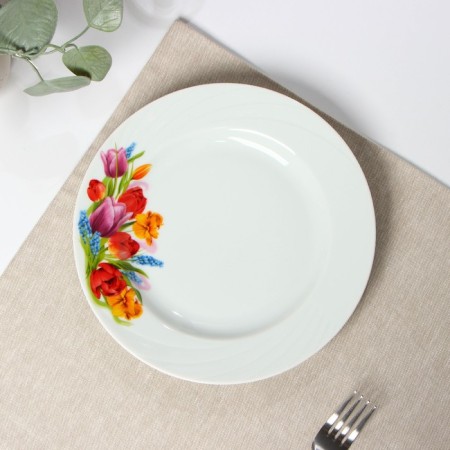 Porcelain plate "May bouquet", d = 24 cm, white-1