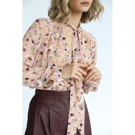 Blouse with a tie, size 44-2