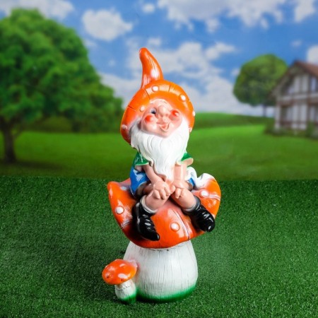Garden figure "Dwarf on fly agaric" 23x14x51cm