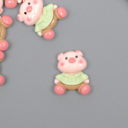 Decor for creativity plastic "Piggy in the green blouse" 2.6x2x1 cm