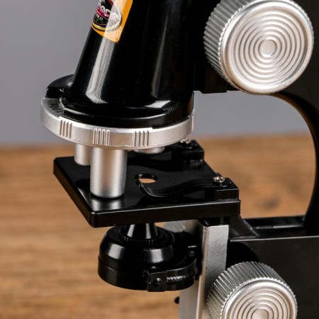 Microscope "Young Biologist", the frequency of an increase of 450x, 200x, 100x, black-3