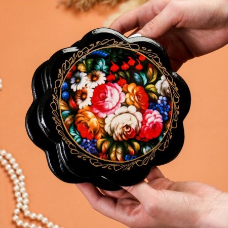 Zhostovo box, 16 × 16 cm, lacquer miniature-2