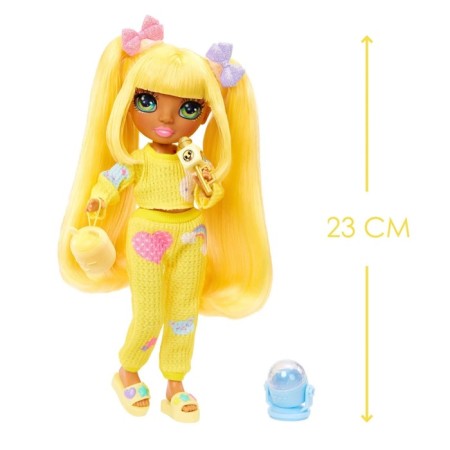 Doll "Sunny Madison", Junior Pj Party, with accessories, yellow-1