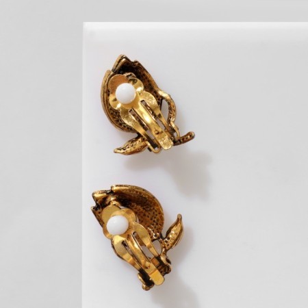 Clips "Flower" tulip, red color in black gold-2