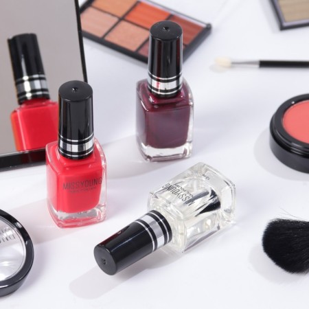 A set of professional cosmetics "Miss Young" No. 11-8