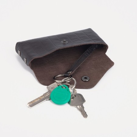 Key on the Textura button, length 15 cm, metal ring, brown color-3